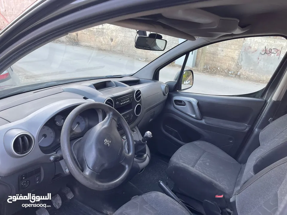 بيجو بارتنر 2017 للبيع