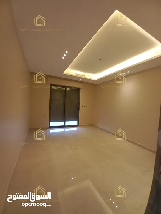 روف جديد لم يسكن مع ترسات بإطلالــــه بانوراما