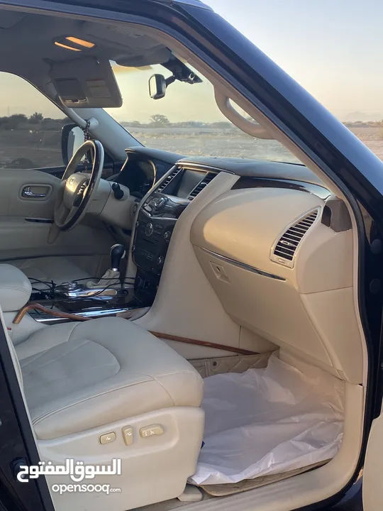 نيسان انفنتي QX56