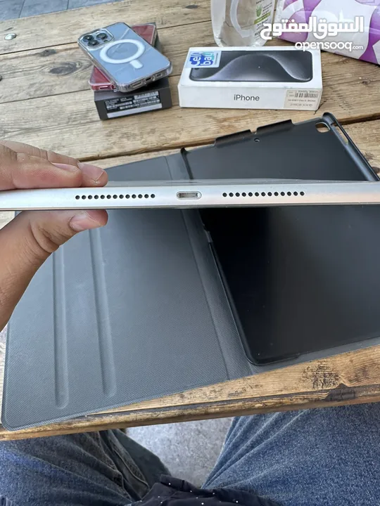 iPad 9 used like new