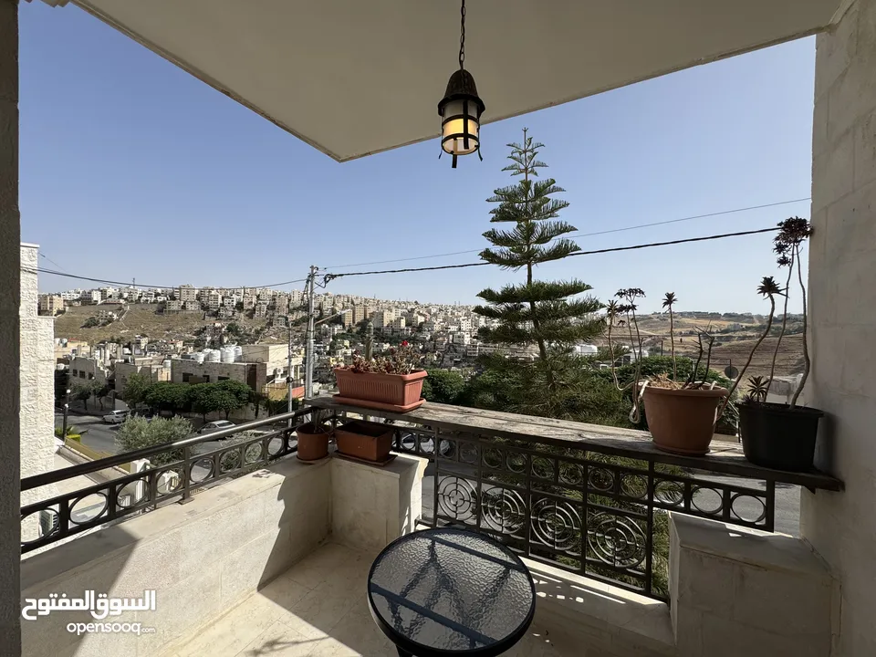 شقة 3 غرف نوم باطلالة رائعة في عبدون  ( Property 43136 )-175084200
