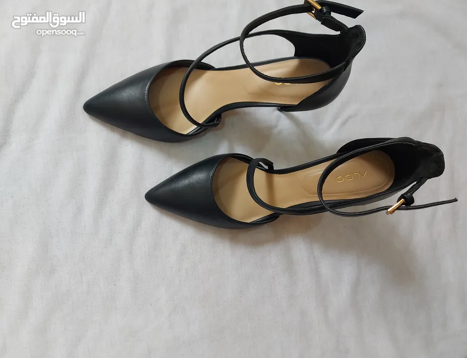 حذاء نسائي ماركة ALDO