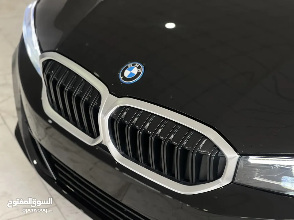 BMW 330 e hybrid plug-in hayberd 2023