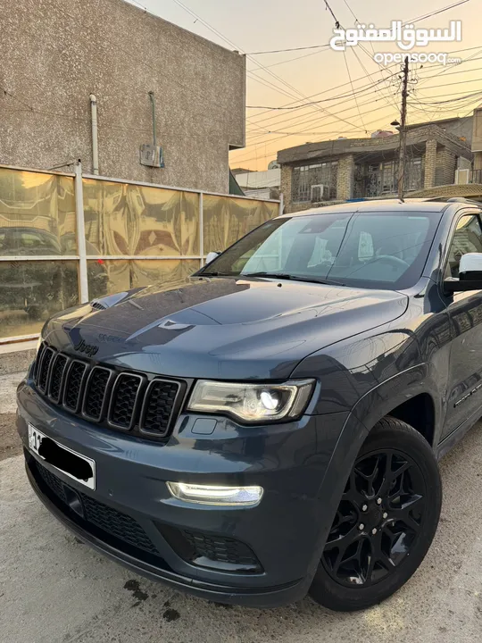 للبيع جيب  / JEEP S 2021 خليجي لون مميز بحري  ام الرادار