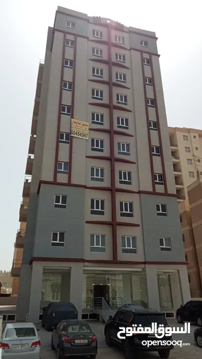 يوجد لدينا شقة  للايجار في أبو حليفه قطع 2 عماره جديده تشطيب سوبر لوكس للاستفسار