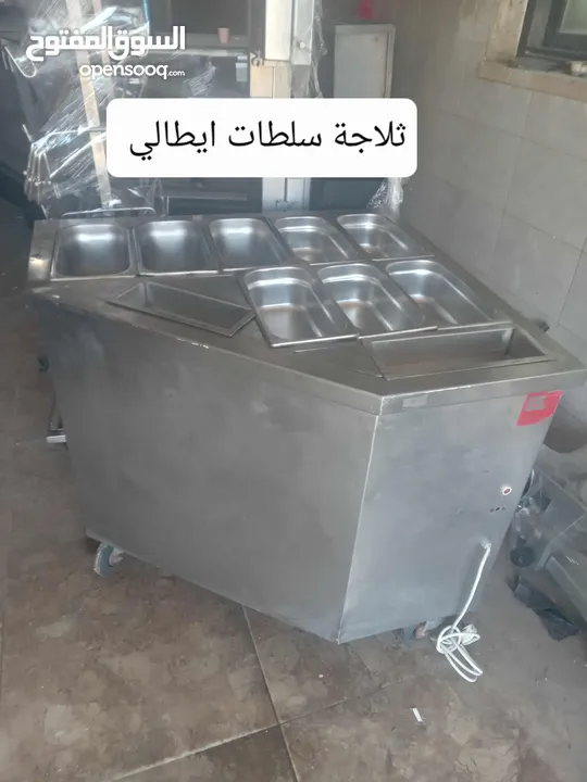 #للبيع #لاصحاب#المطاعم#والسوبرماركت#والملاحم 1.مياكن فرم لحمة مع تبريد 2.مياكن تشريح مرتديلا 3.منشا