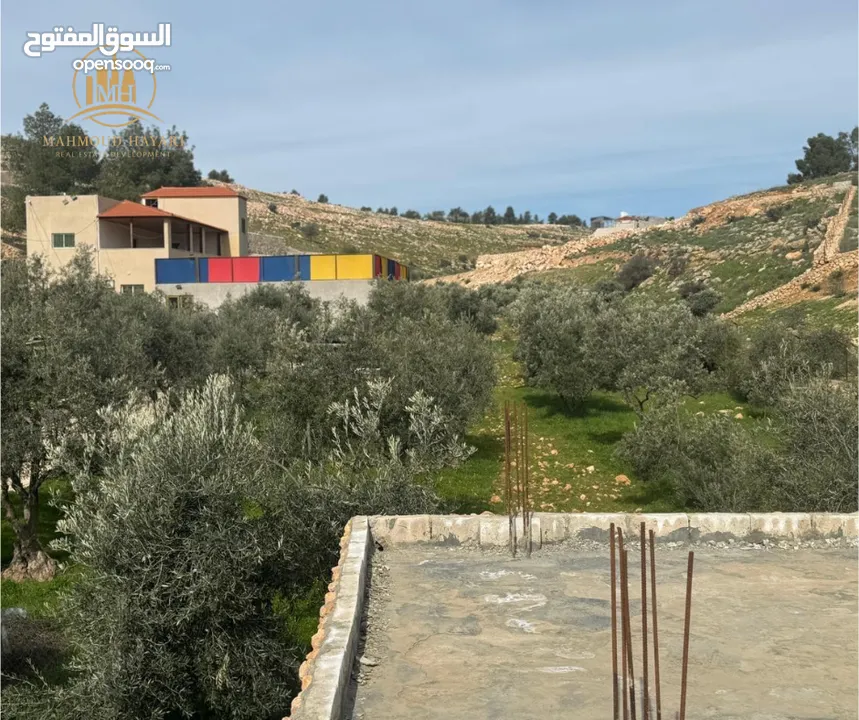 إعلان رقم: (5467) مزرعة مميزة بنظام شاليه للبيع – طريق جرش المفرق (رحاب)