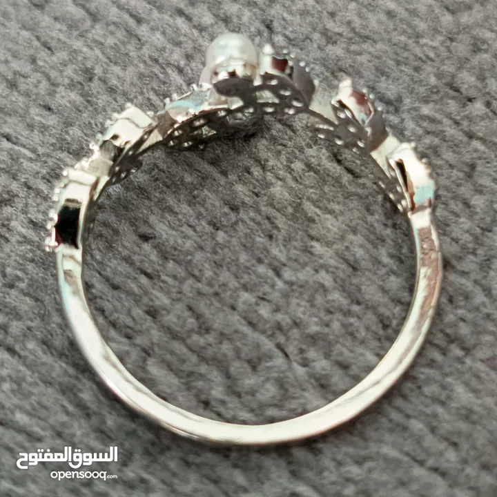 خاتم أنيق ستيل قياس مفتوح مرصّع مع لؤلؤ مزارع