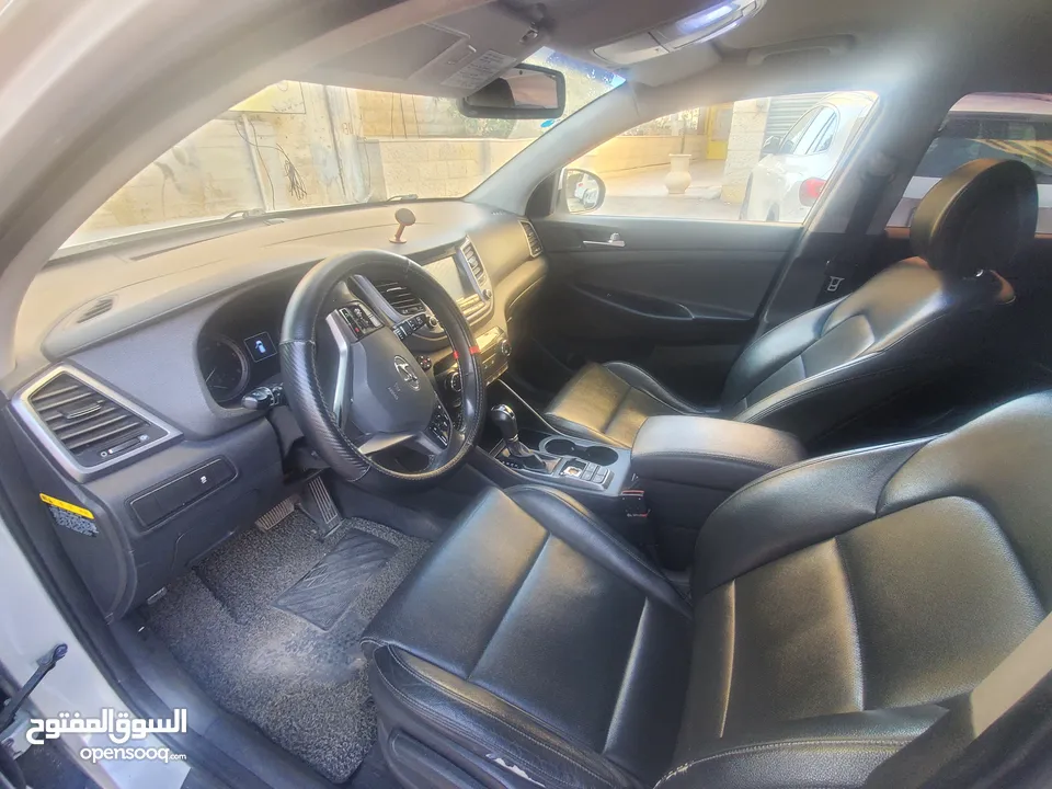 هيونداي توسان ترخيص 2017 بحالة الوكالة بسعر حرق