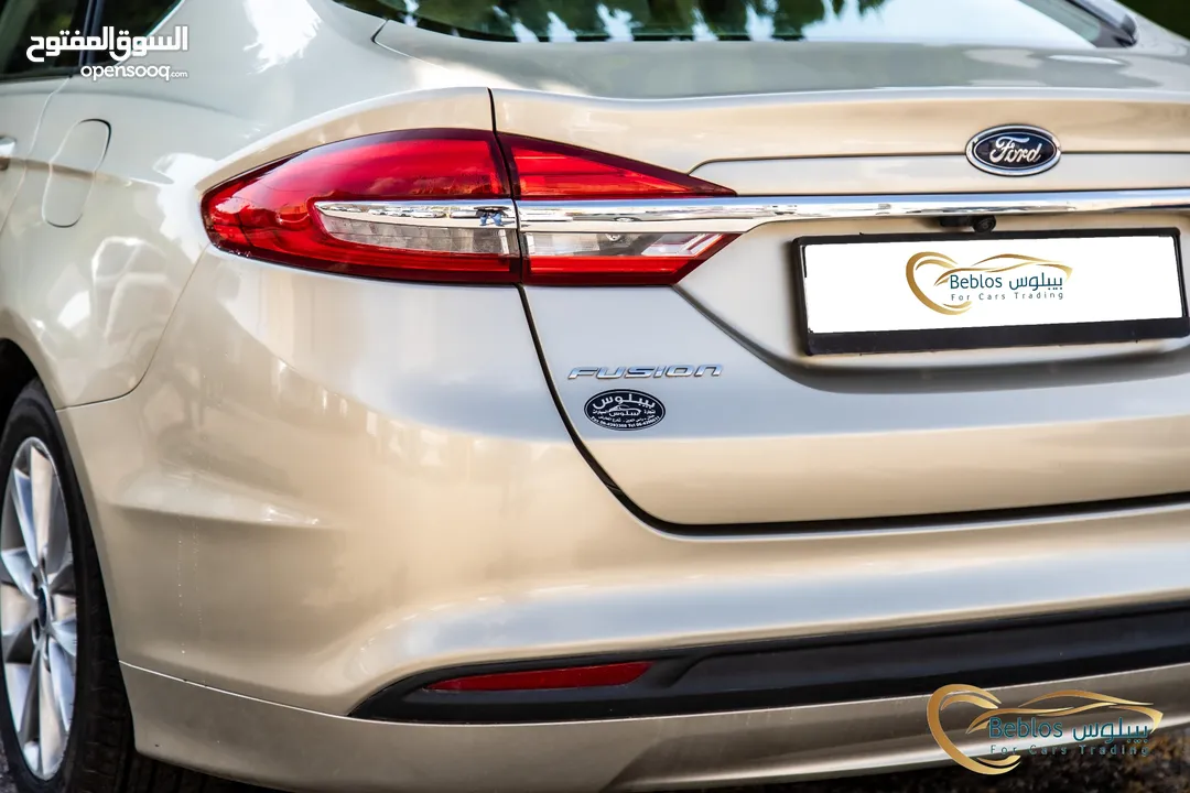 Ford fusion SE 2017  السيارة بحالة ممتازة جدا و قطعت مسافة 144,000 ميل فقط