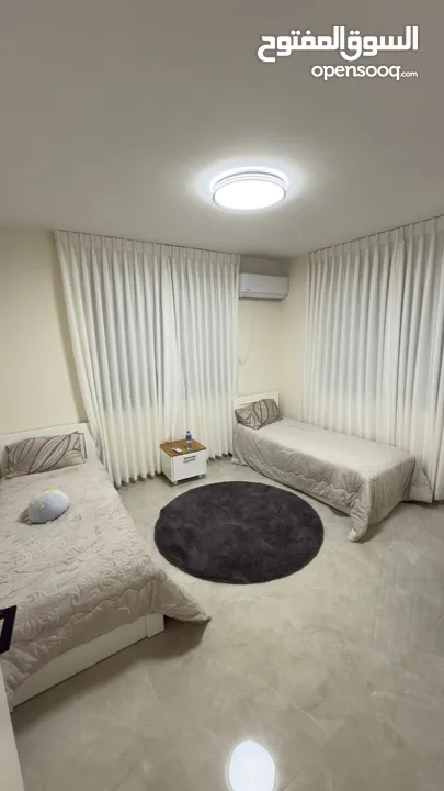 شقة ملوكية مفروشة للإيجار دقيقتين مشي للمنارة ووسط البلد