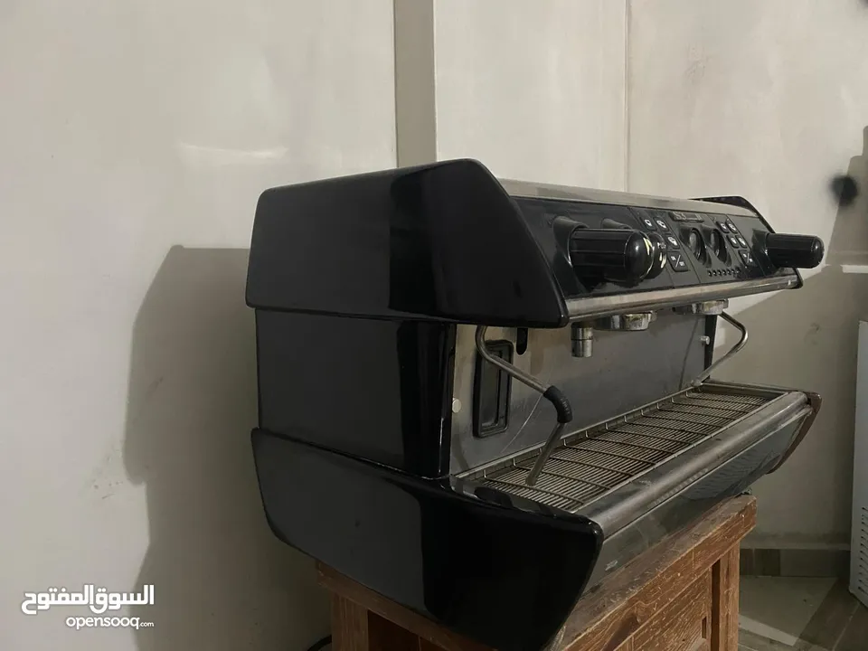 ماكنة اسبرسو عينتين