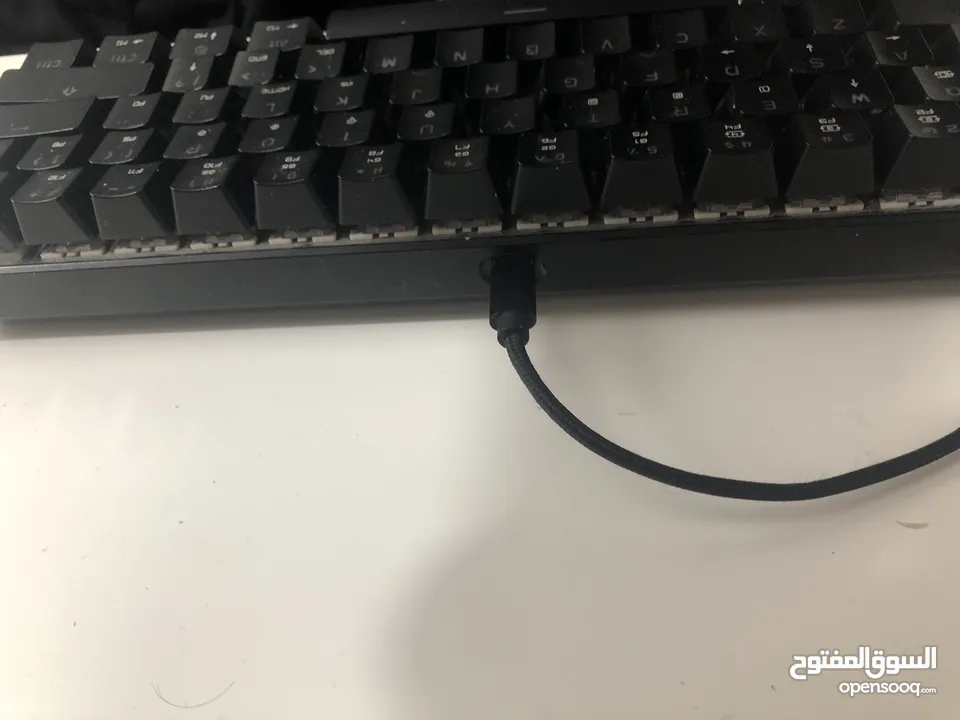 كيبورد جيمنغ للبيع بحاله ممتازه مستعمل صوت رائع وكيبورد رائع للالعاب وممتع وجيد للكتابه الوان مختلفه