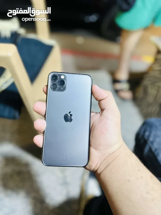 آيفون 11 برو ماكس