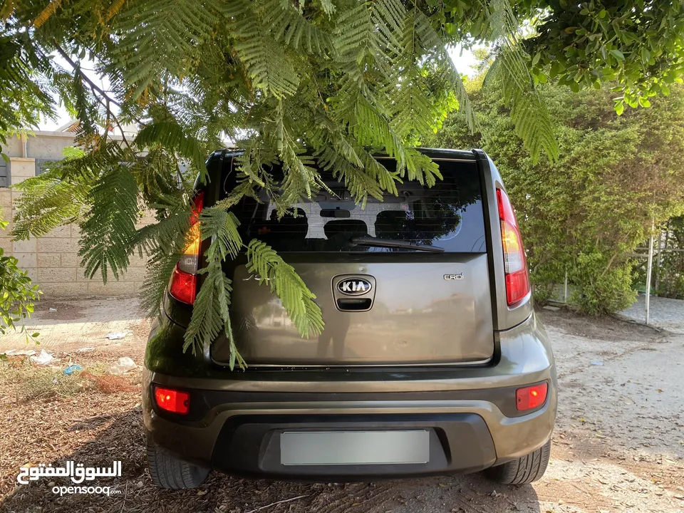 كيا سول 2014 ديزل ماتور 1600 تيربو  فل اضافات الله يبارك..