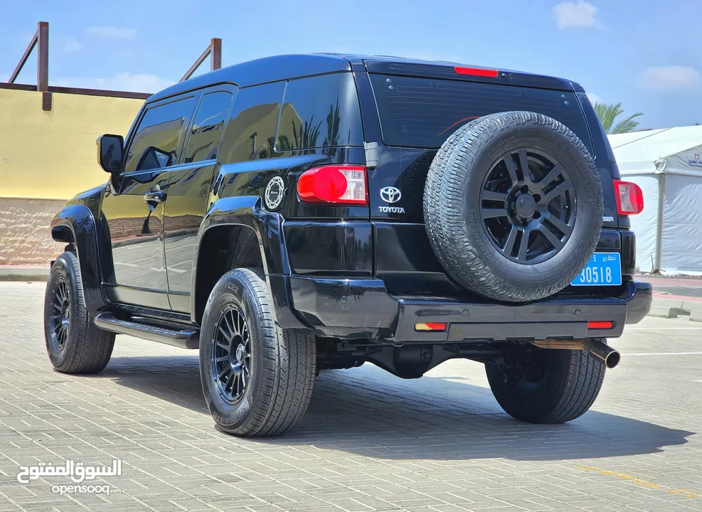 2008 Toyota Fj Cruiser / Liftkit / Upgraded suspension / Original Paint / New Tyres.