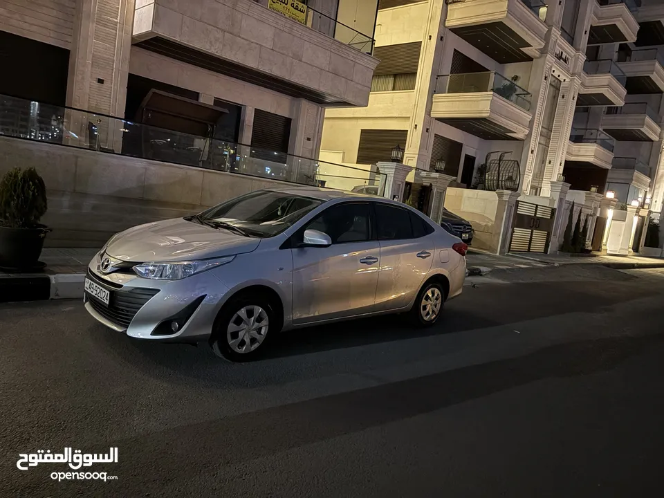 للبيع بداعي السفر