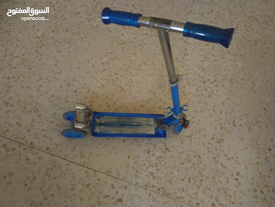 سكيت للبيع عجلات سلكون عجلات بضوي