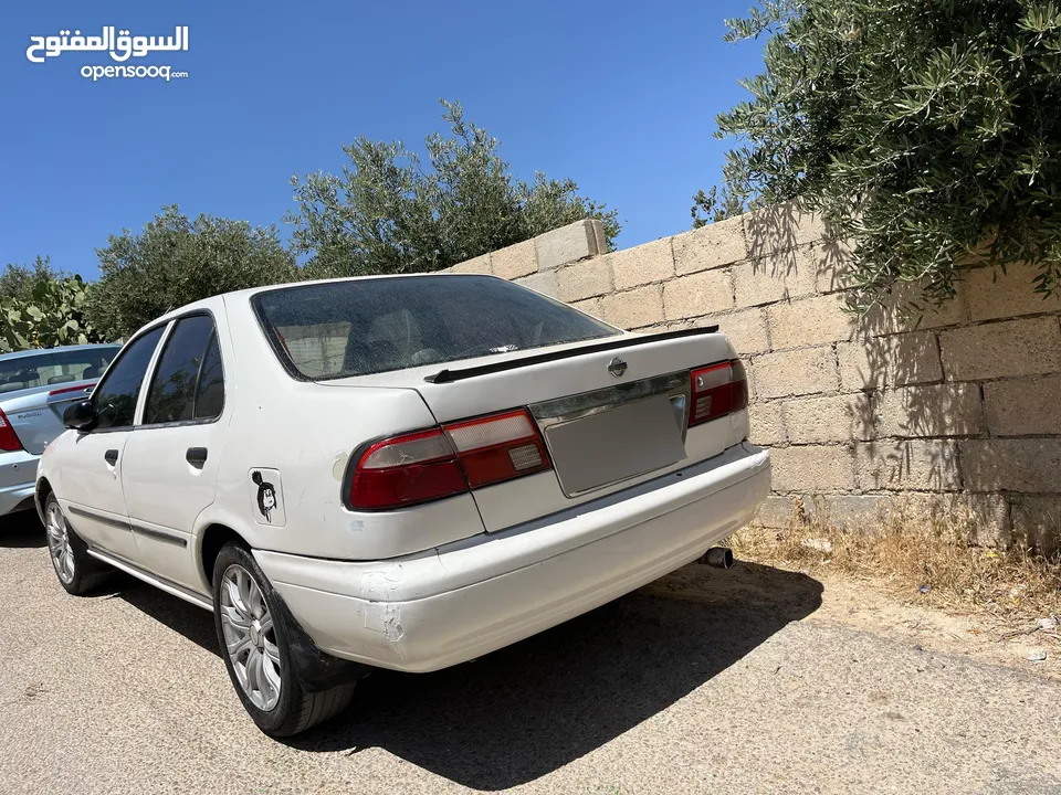 نيسان صني 1999 وارد ياباني ماتور 1500 قطارة بنزين ...... قابل للتفاوض والشرا ما بقصر معه ...