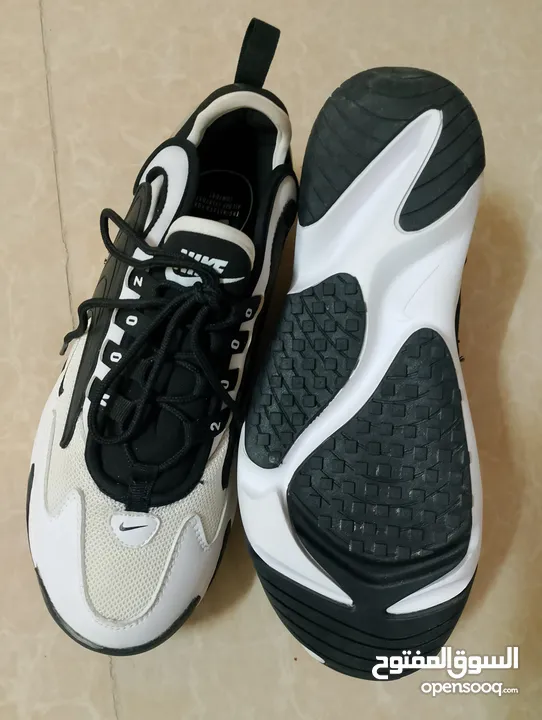 حذاء NIKE ZO AIR اصلي وارد اروبي وكاله لساته جديد غير مستخدم