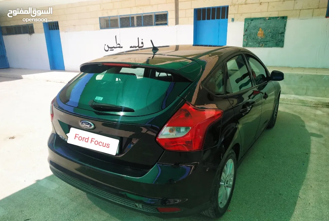 فورد فوكس موديل 2014 هاتشباك