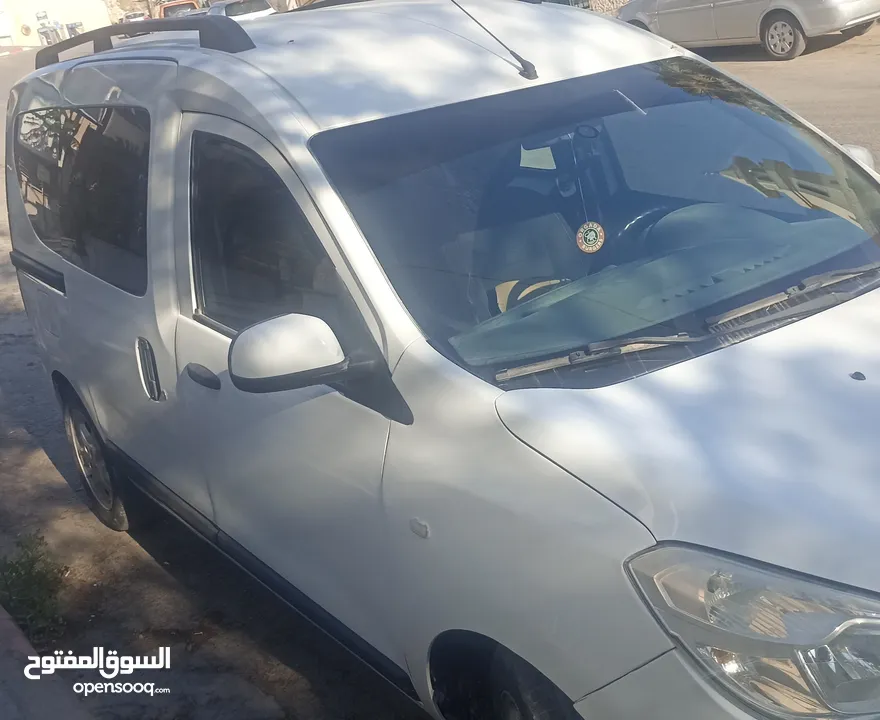 داسيا دوكر 2016
