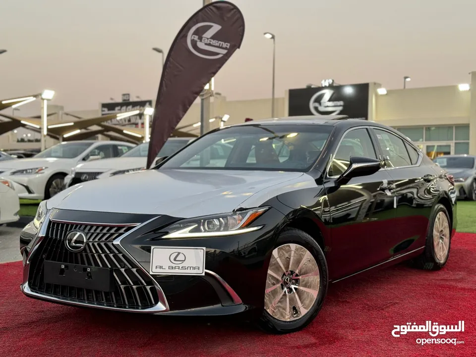 2023 LEXUS ES300h