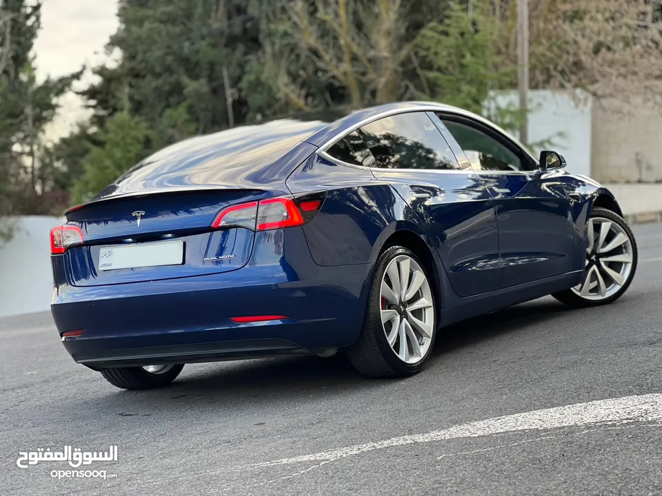 ‏ Model 3 Performance 2019 (Long Range- Dual Motor) قابل البدل