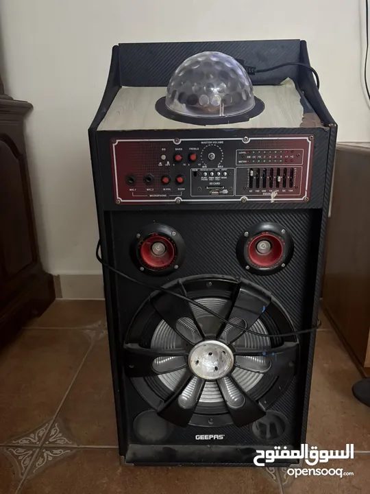 سماعات كبيره