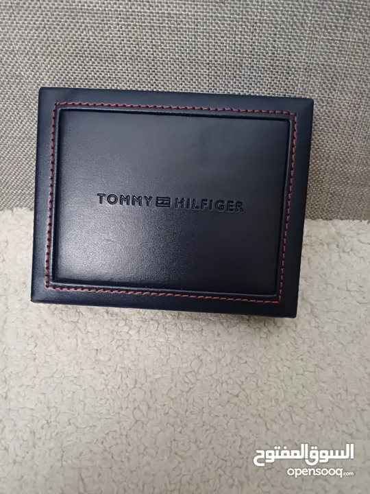 New Tommy Hilfiger wallet authentic