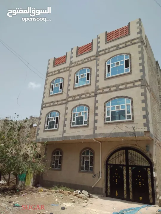 عمارة دورين الموقع صنعاء 517م