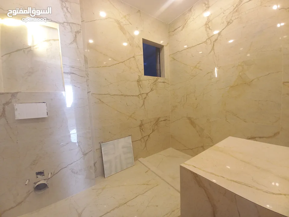 شقة غير مفروشة للايجار في الدوار الرابع  ( Property 35302 )-175072354