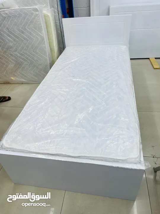 Bad Mattress and cabinet