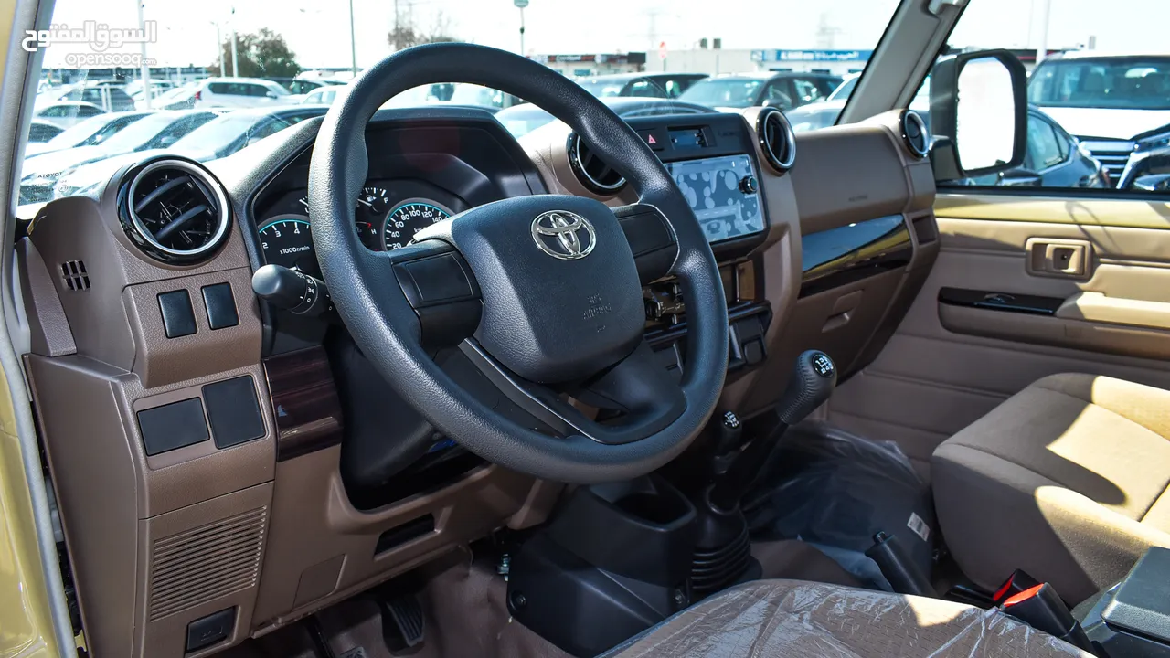Toyota Land Cruiser Pickup TOYOTA LAND CRUISER 79 D/C V6 4.0L PETROL 2024