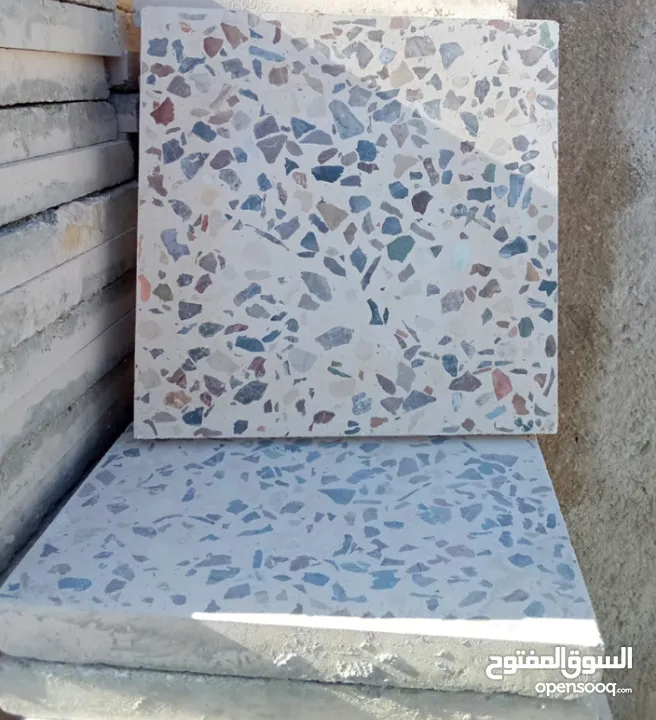 يوجد بلاط موزايكو يوجد بلاط رصيف 30×30 يوجد كندرين