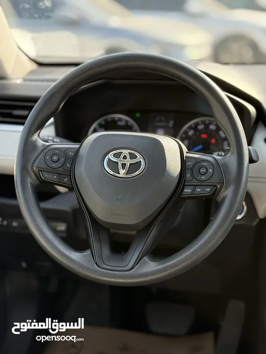 تويوتا RAV4 ترخيص 2022 محرك 2500 هايبرد جير أوتوماتيك 296 حصان