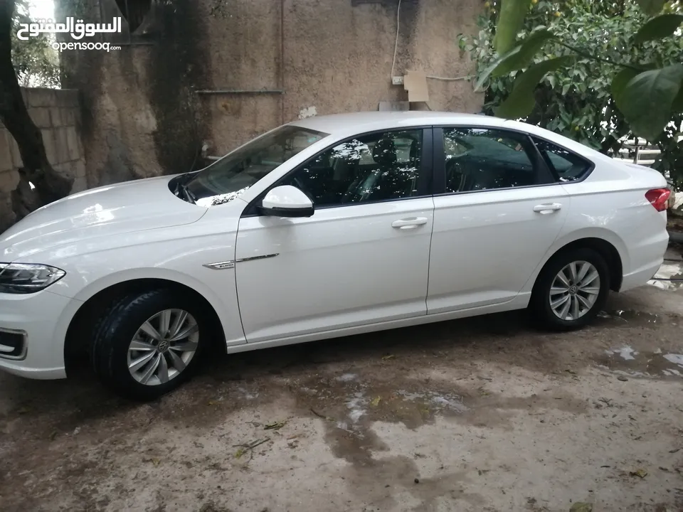 لافيدا 2019 فحص كامل طلعتها زيرو من الحرة  مالك اول ماشية  88 الف عداد حقيقي  بحالة الوكالة بطارية م