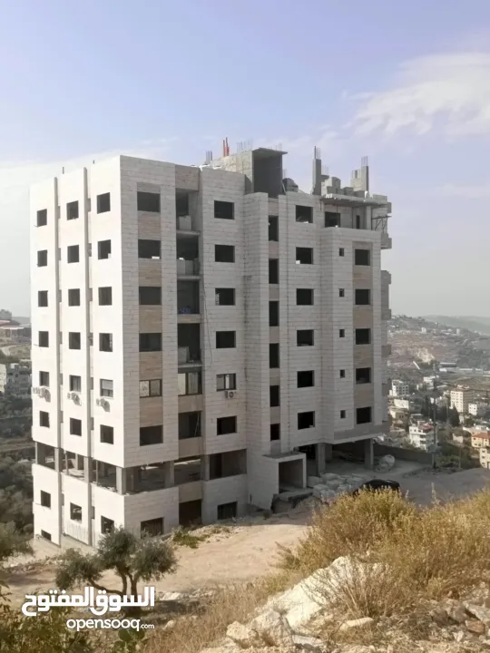 شقق عظم بيت وزن ارضي وسادس