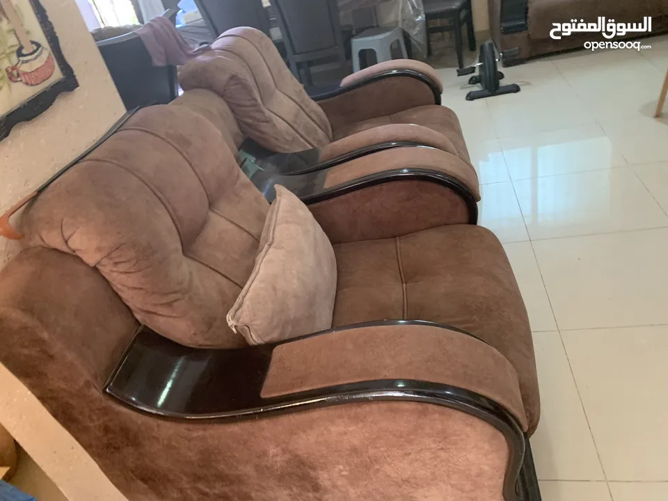 متوفر اثاث منزل لبيع  استعمال بسيط