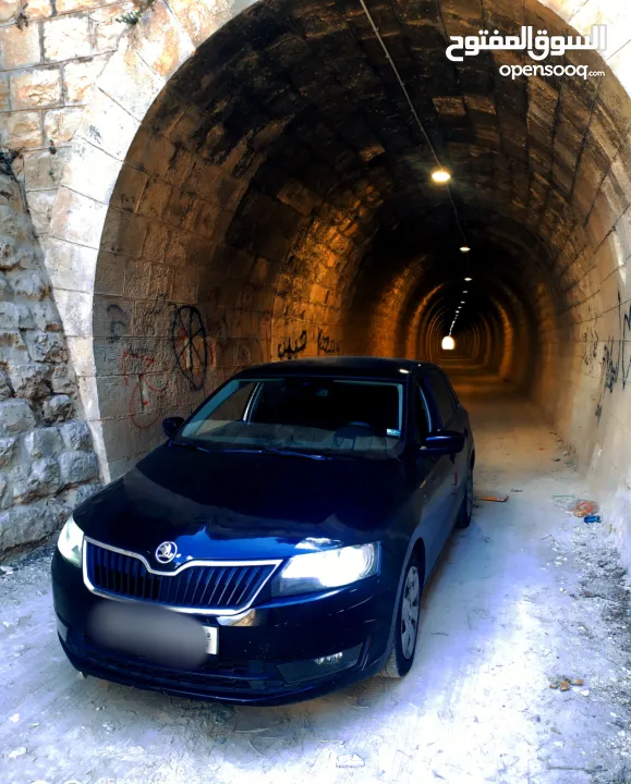 سكودا رابيد هاتشباك 2015 تدريب سياقة