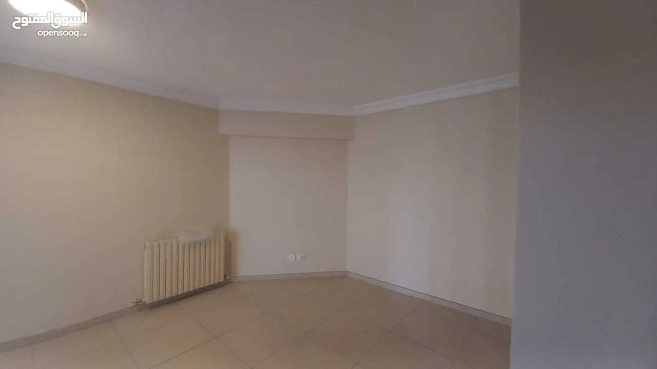 Wonderful apartment with garden for rent ( Property 39910 )-174787505