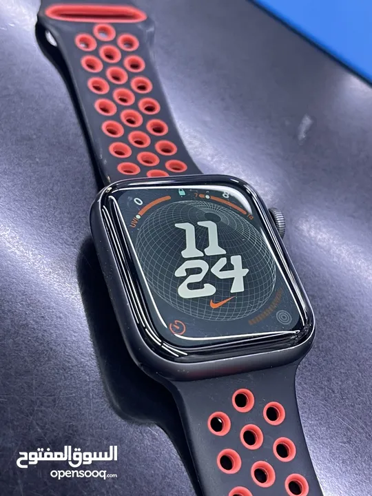 Apple watch s4 44mm ابل ووتش الجيل الرابع