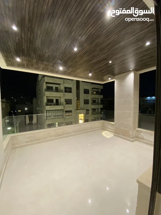 شقق فاخرة 240 متر و 200 متر 4 نوم و 3 نوم بتشطيب فاخر وبسعر مميز في أجمل مناطق طريق المطار البنيات