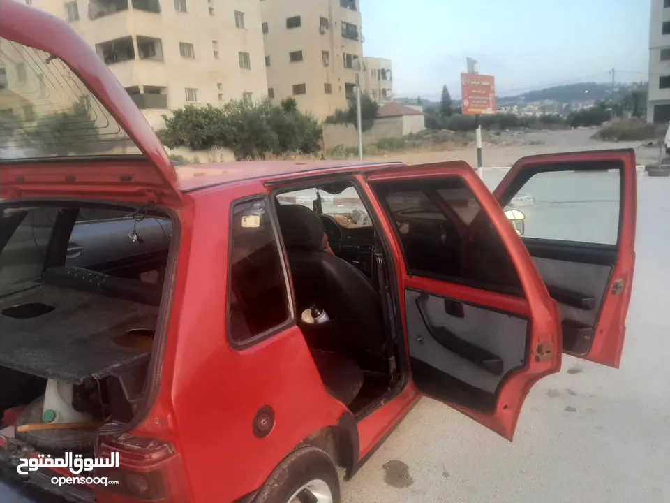 فيات اونو 1992