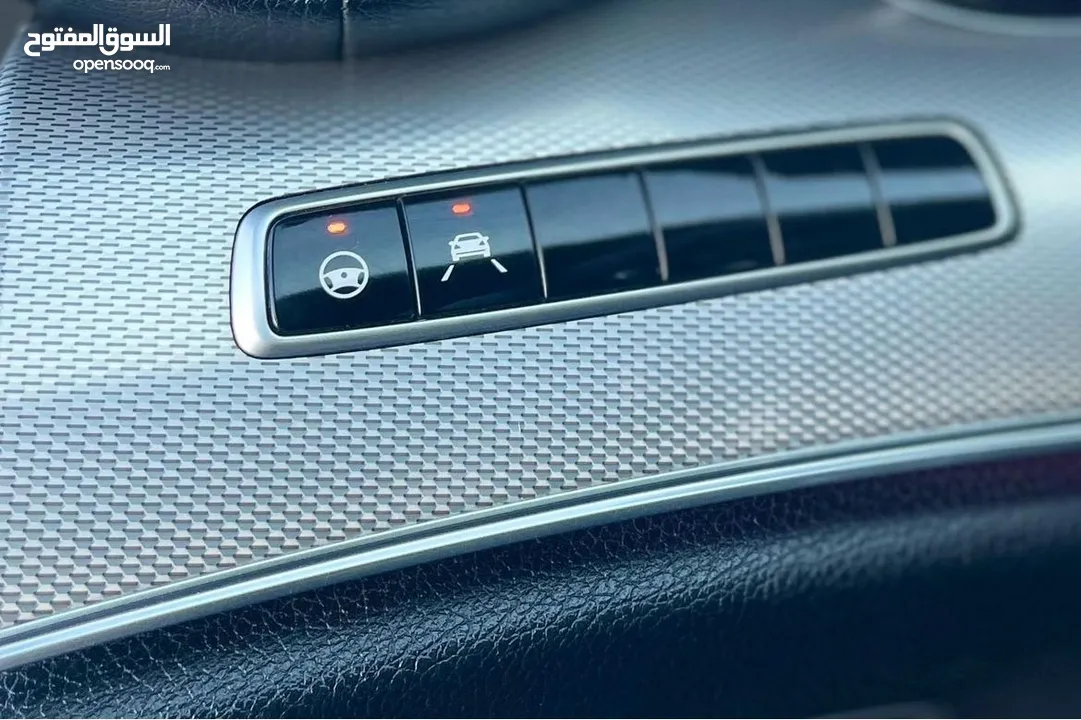 السعر مميز  E220d  Mercedes-Bens موديل 2017 ترخيص 2016  بوية شركة بالكامل