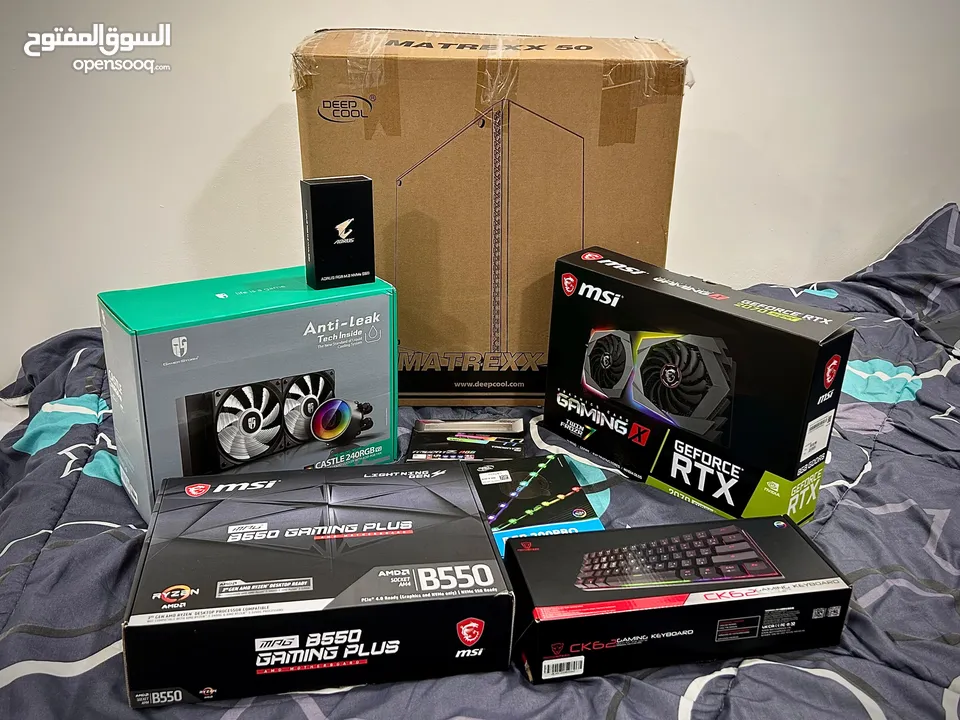 للبيع سيت أب بيسي كامل  Setup Gaming PC