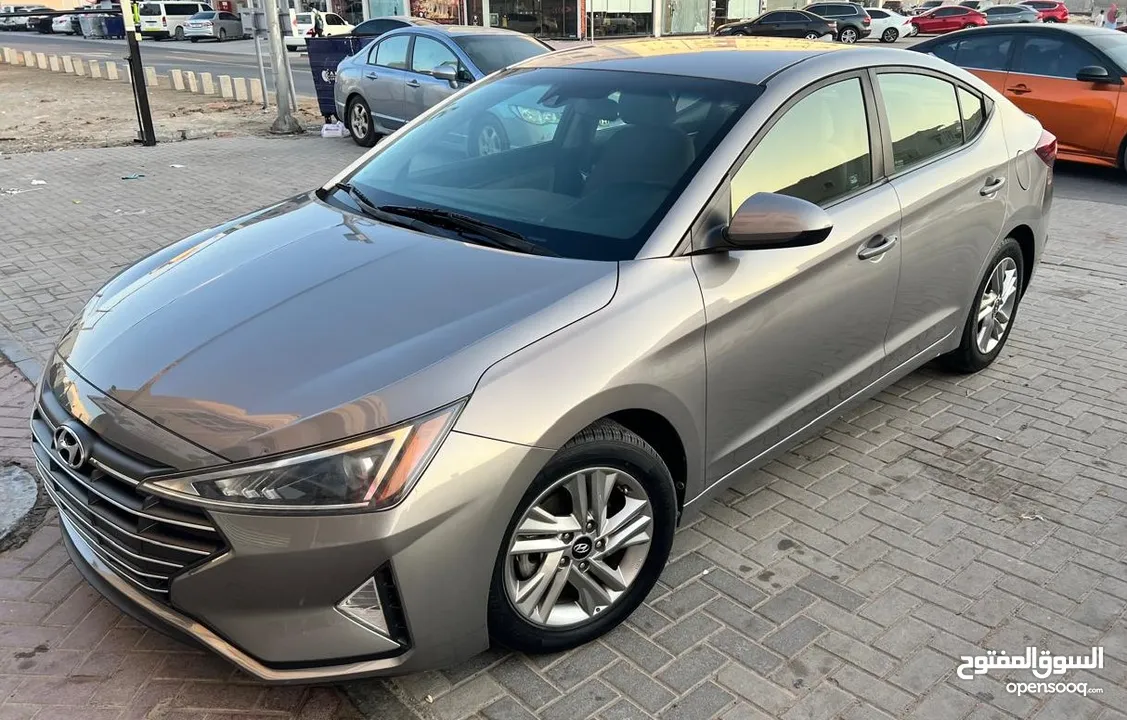 2020 Hyundai Elantra SEL- No Accidents