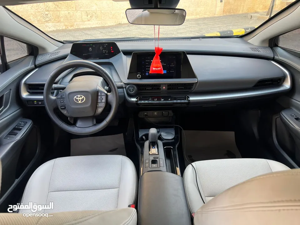 تويوتا يريوس هايبرد موديل 2023 الشكل الجديد كليا ومميزه