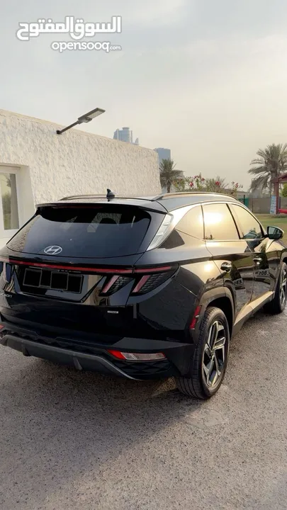 Hyundai Tucson Limited Full Options - All-Wheel Drive (اعلى فئة)