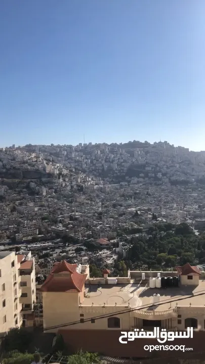 شقة ب اطلالة مميزة في شارع ابو بكر الجبل الشمالي نابلس